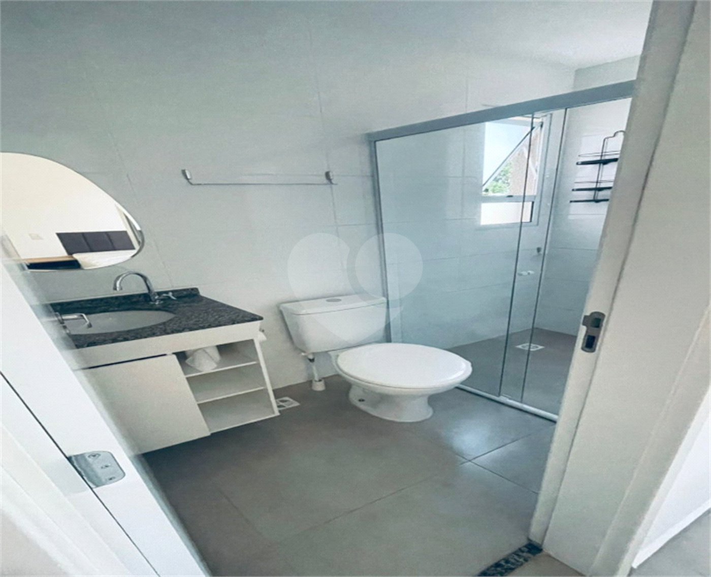 Apartamento à venda com 2 quartos, sendo 1 suíte, no condomínio Parque Dos Girassois, São Carlos - SP