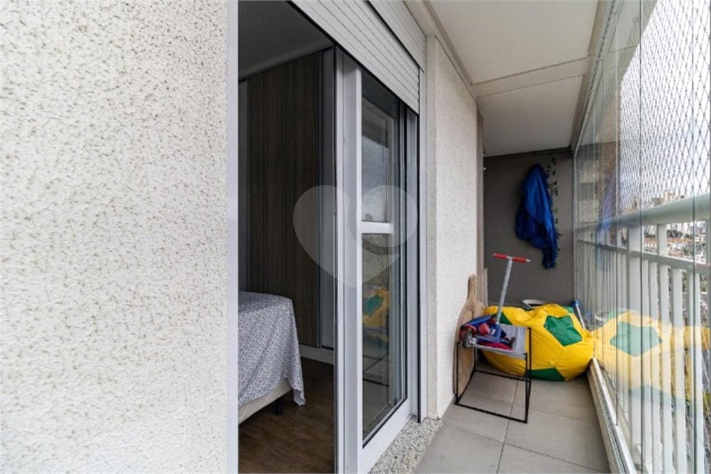 Apartamento de 02 dormitórios sendo 1 suíte