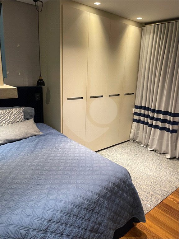 Apartamento mobiliado alto padrão, para venda ou locação, com 4 suítes e 4 vagas, em condomínio-clube no Ipiranga!
