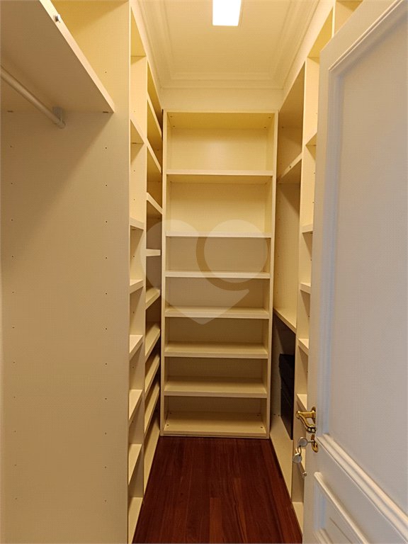 Apartamento em Higienópolis com 4 quartos e 3 vagas