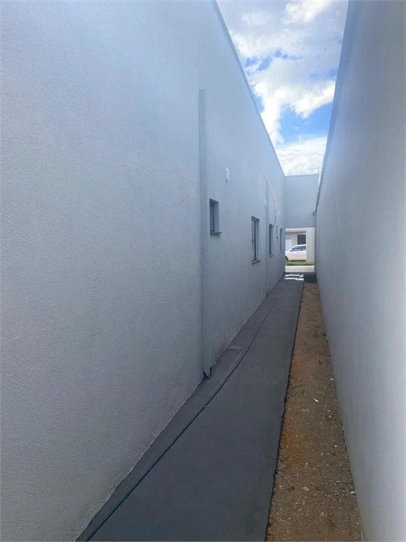 Casa à venda com 3 quartos, sendo 1 suíte,  em Jardim Iracema, Balsas, MA