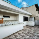 Casa com 124m² , 3 dormitórios , 4 vagas de garagem , à venda , na Vila Sacadura Cabral em Santo André.