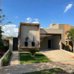 Casa térrea no Condomínio Buona Vita, localizado na cidade de Ribeirão Preto/SP.