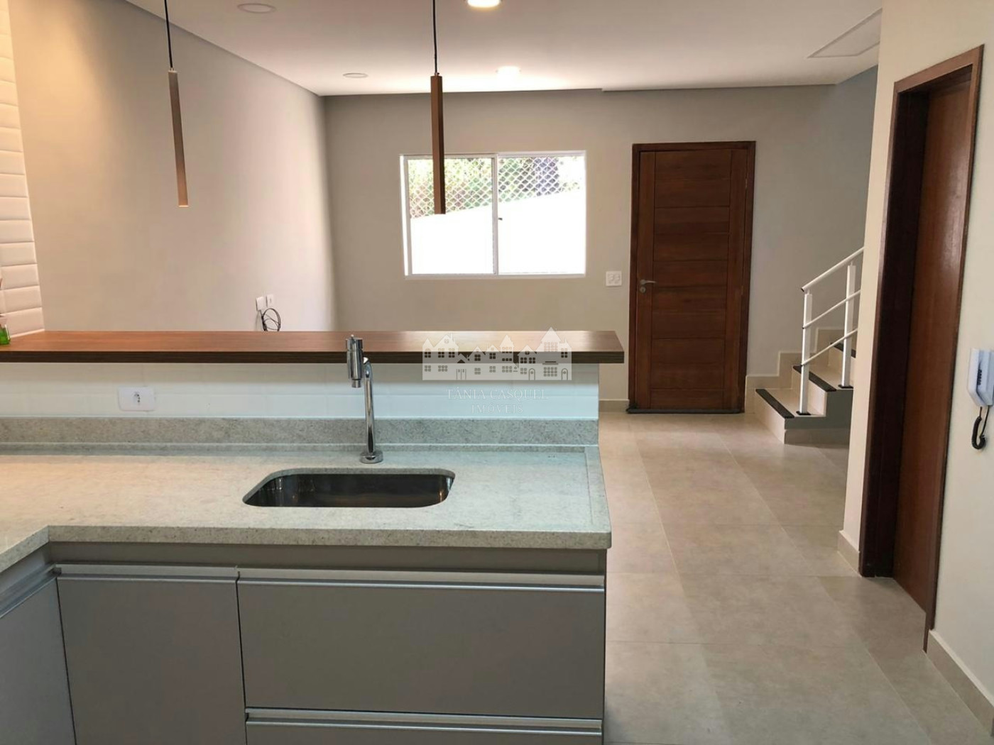 Casa à venda com 2 quartos em Jardim Imperial, Atibaia, SP