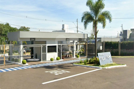 Casa 3 quartos 3 suítes Faixa Azul com piscina aquecida
