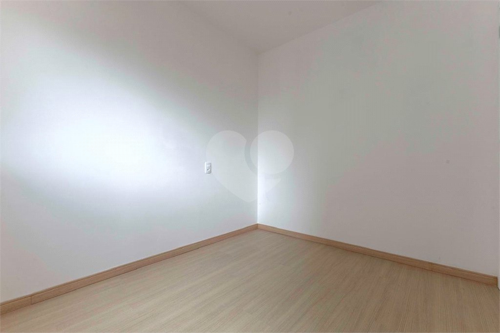 Apartamento de 37m² com 2 dormitórios.