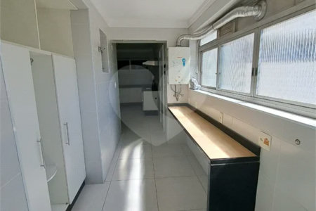 Apartamento a venda com 2 dormitórios 1 suíte 2 vagas de garagem