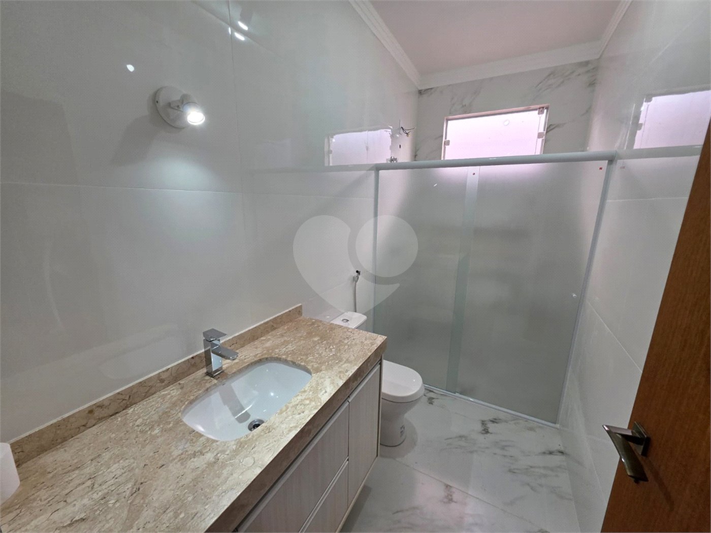 Casa no Village Damha III, 3 quartos 2 suítes
