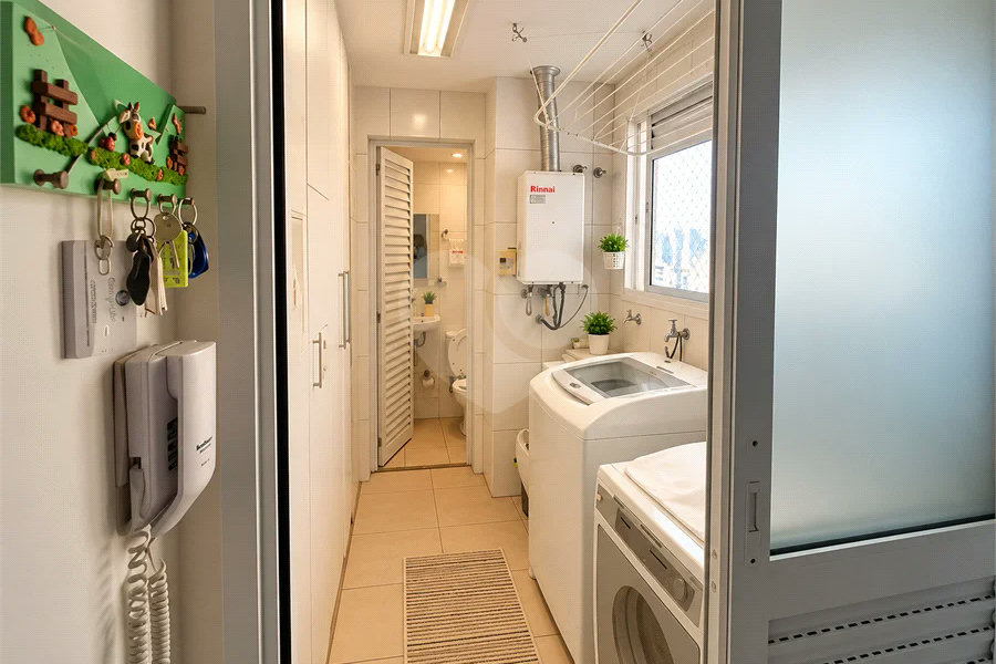 Vila Olímpia - | 128 m² | 3 Suítes | 4 Vagas - Condomínio Clube