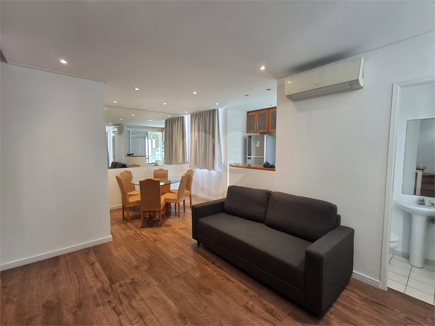 Moema - Apartamento Duplex - Duas Vagas - Lazer Com Quadra de Squash