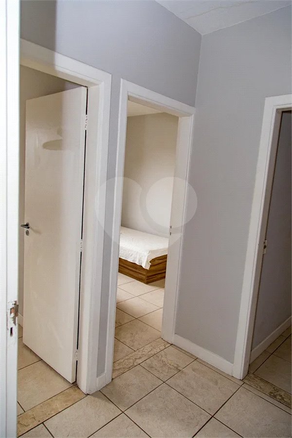 Apartamento 100M2 com 3 dormitórios sendo 1 suíte no melhor do Jardins