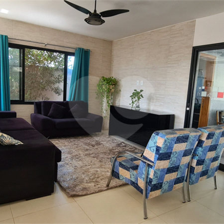 Casa térrea no Condomínio Jardim Botânico , localizado na cidade Bady Bassit/SP .