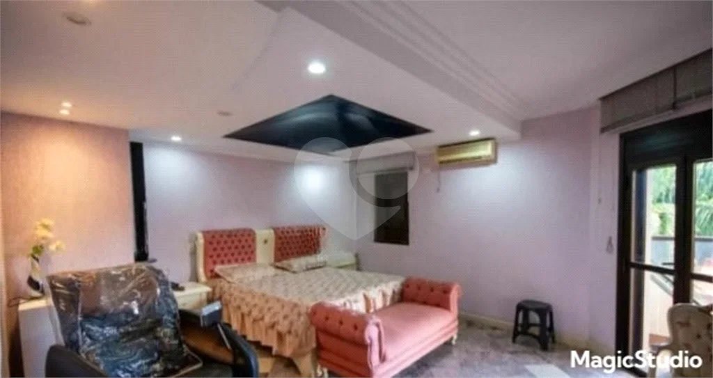 Apartamento 580m², 4 quatos, sendo 4 suítes, 5 vagas de garagem, à venda no Bosque da Saúde