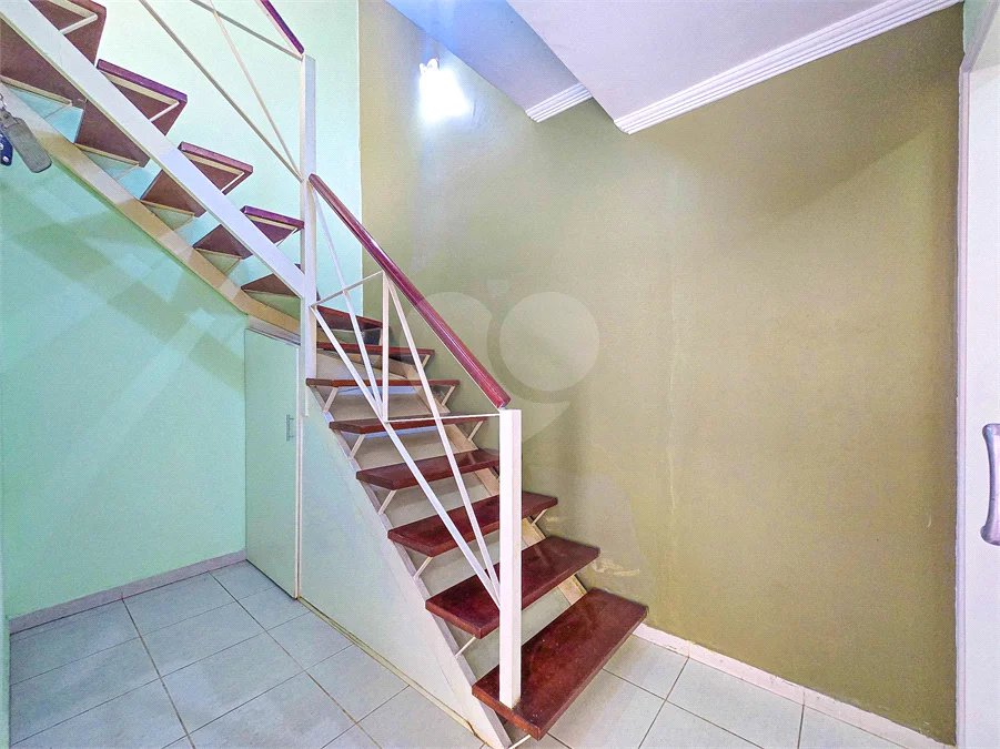 Casa em condomínio no Tucuruvi, 3 dormitórios, 1 suíte, 3 banheiros, 2 vagas e lazer com churrasqueira no condomínio