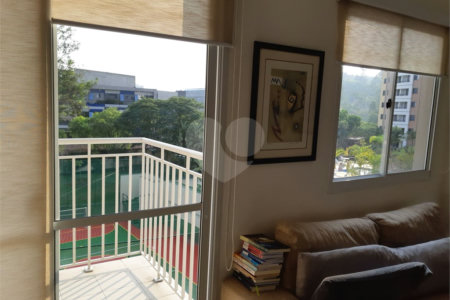 Apartamento de 61m2 à venda com 3 dormitórios e 1 vaga no Morumbi