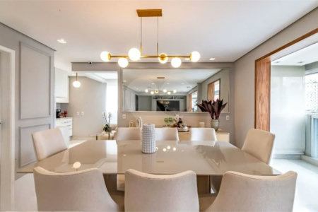 Apartamento à Venda - Santa Cecília, 3 Quartos, 160m2 Este espaçoso apartamento de 162 m² oferece uma combinação perfeita de conforto e localização privilegiada!!