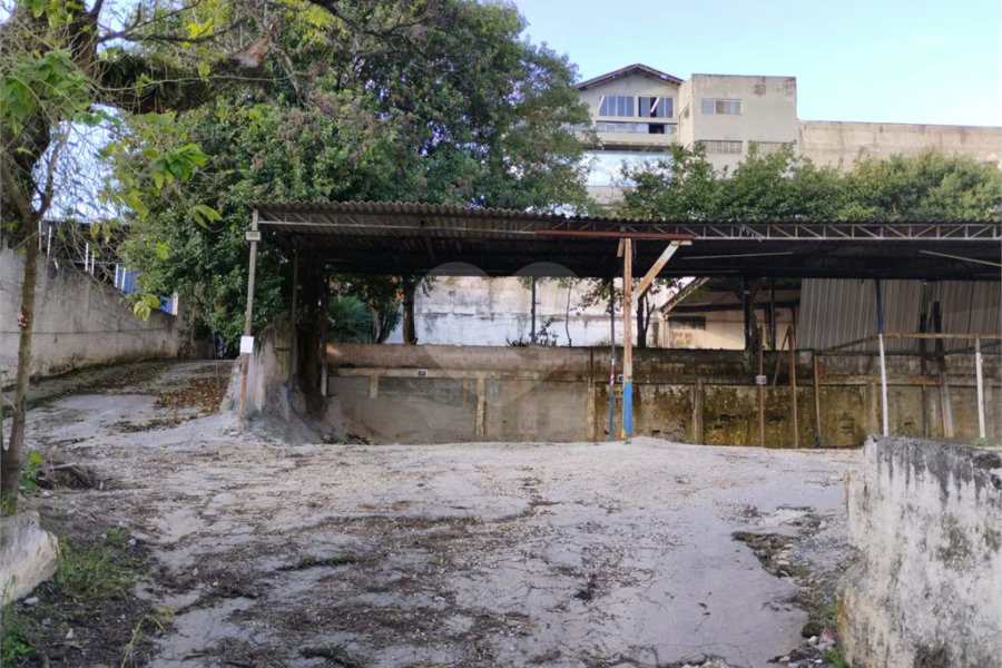 Aluga-se imóvel comercial na Zona Sul com 1500 m2