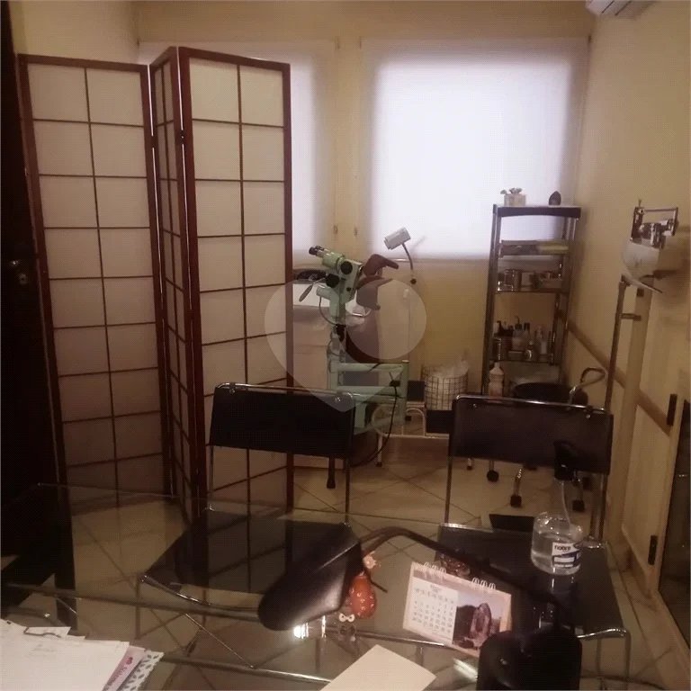 Sala Comercial em Vila Mariana com 39m²