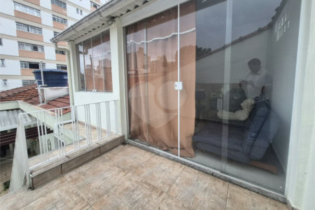 Casa de vila com 3 dormitórios sendo 2 suítes em Santana