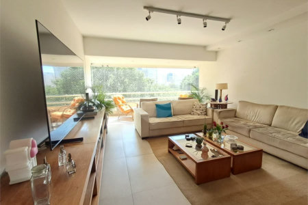 Imóvel de 226m² exclusivo com sala ampla 4 quartos, 2 suítes, 4 vagas Higienópolis