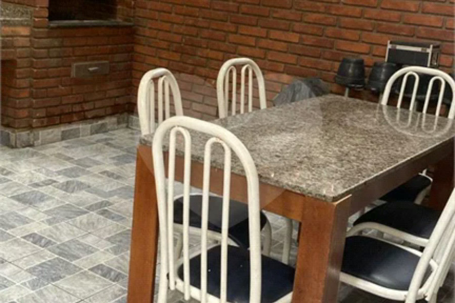 Sobrado à venda no Jardim Jaraguá
