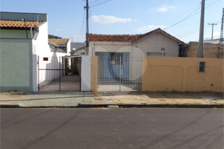Casa térrea na Vila Prado .