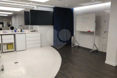 Sala comercial para locação em Moema