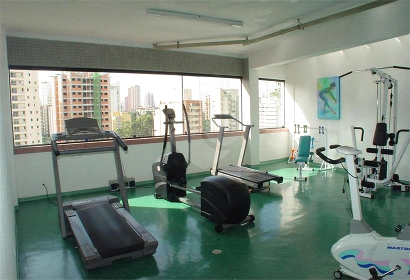 Apartamento com 3 Quartos à Venda, 190,56 m² por R$ 750.000