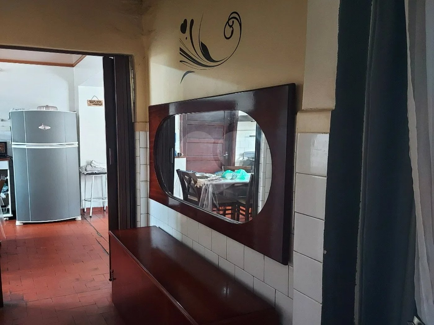 Casa térrea com 300m², 120m² de área construída, 2 quartos, vaga para 3 carros, à venda em Pirituba