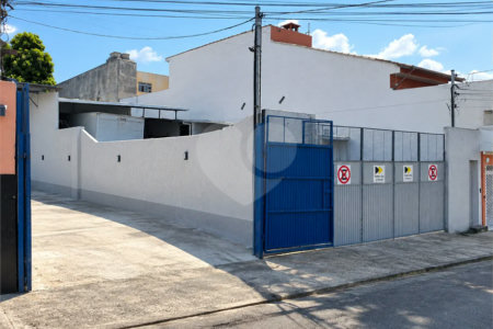 Casa 02 dormitórios para locação no Parque Novo Mundo em São Paulo/SP