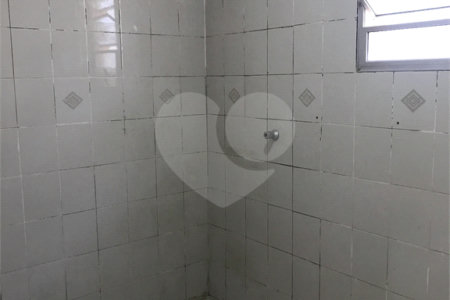 Casa com salão para Venda no Jardim Umarizal.
