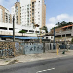 Terreno comercial de esquina com 670 m² em Zoneamento ZEUP na Avenida Sargento Geraldo Sant'Ana
