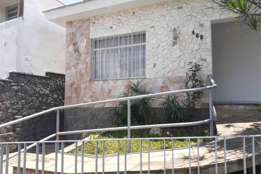 Casa Terrea a venda no bairro do Jardim França