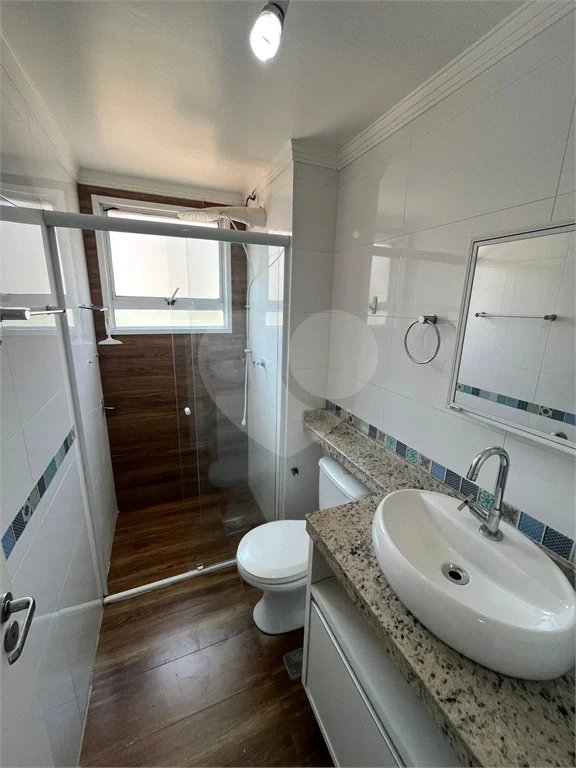 Apartamento 3 dormitórios no Avalon
