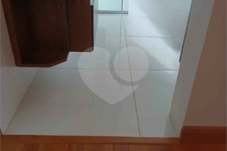 Apartamento no Res. Spazio Mont Royal