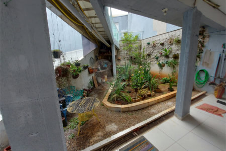 Sobrado Novo e Espaçoso na Mooca – 2 Imóveis no Mesmo Terreno!