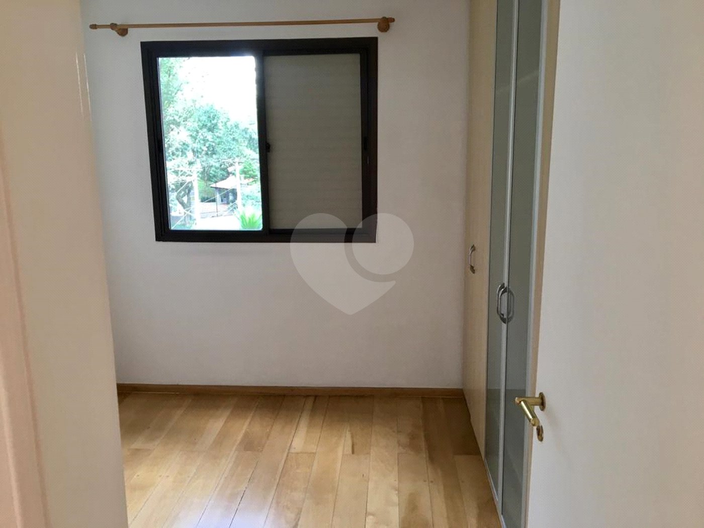 Apartamento com 3 Dormitórios sendo 1 Suíte 2 Vagas à Venda 99 m² por R$ 650.000