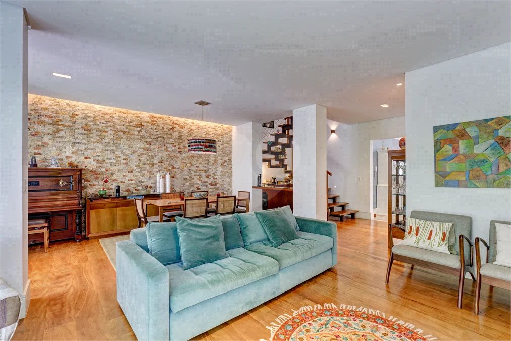 Casa à venda com 3 suítes no condomínio Villa Splendore, São Paulo - SP