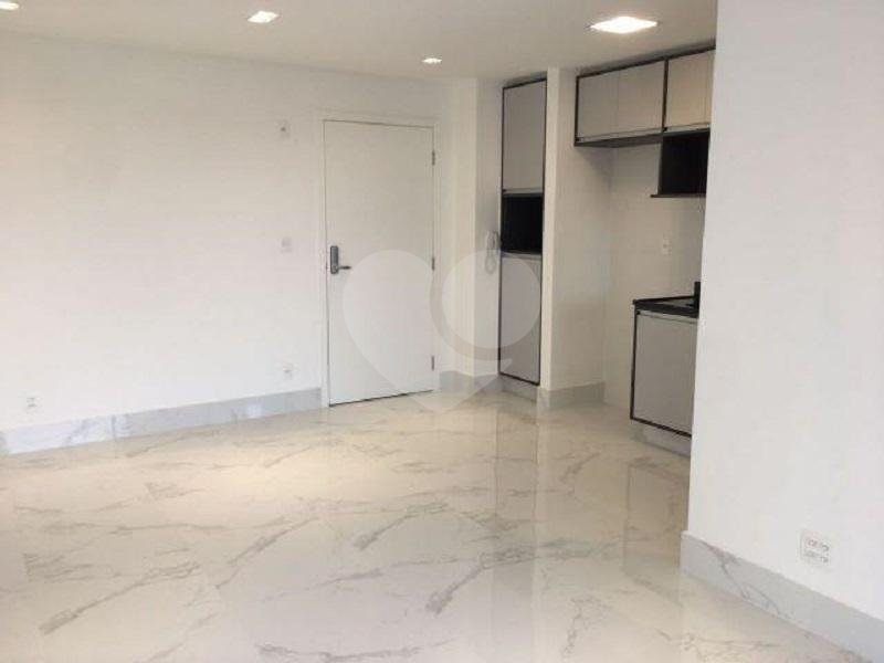 Apartamento à venda com 63,54 m² na Aclimação São Paulo SP