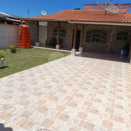 Casa à venda com 2 quartos, sendo 1 suíte,  em Vista Linda, Bertioga, SP