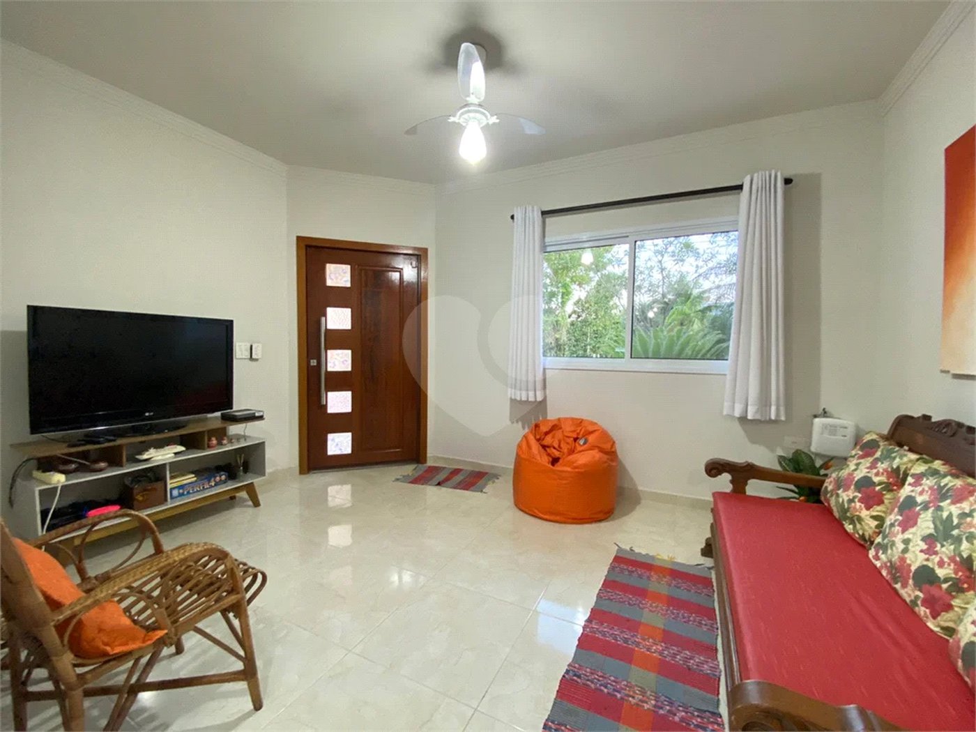 Casa à venda ou para alugar com 3 quartos, sendo 1 suíte,  em Morada da Praia, Bertioga, SP