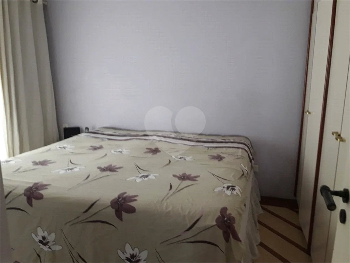 Apartamento com 136m² , 3 dormitórios , sendo 1 suíte , 2 vagas , à venda na Vila Prudente.