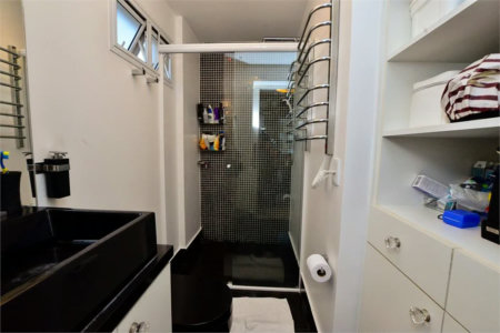 Cobertura à venda com 3 quartos, sendo 1 suíte, em Pinheiros, São Paulo, SP