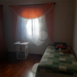 Bela casa com boa localização no bairro Portal do Sol