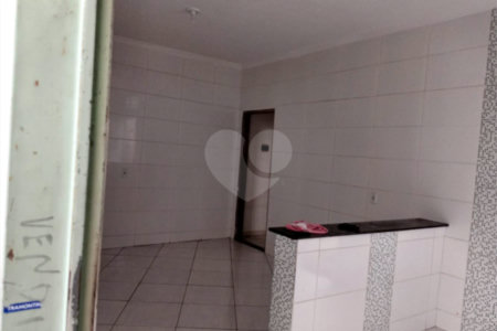 Casa para venda localizada no Jardim Medeiros