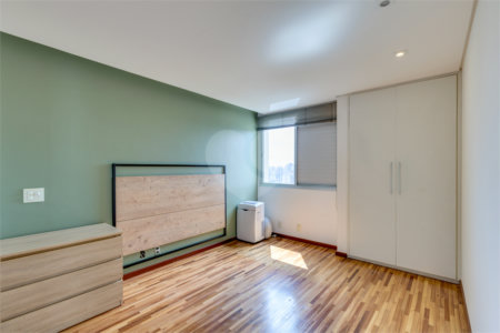 Apartamento com 2 quartos à venda no Campo Belo, São Paulo - SP