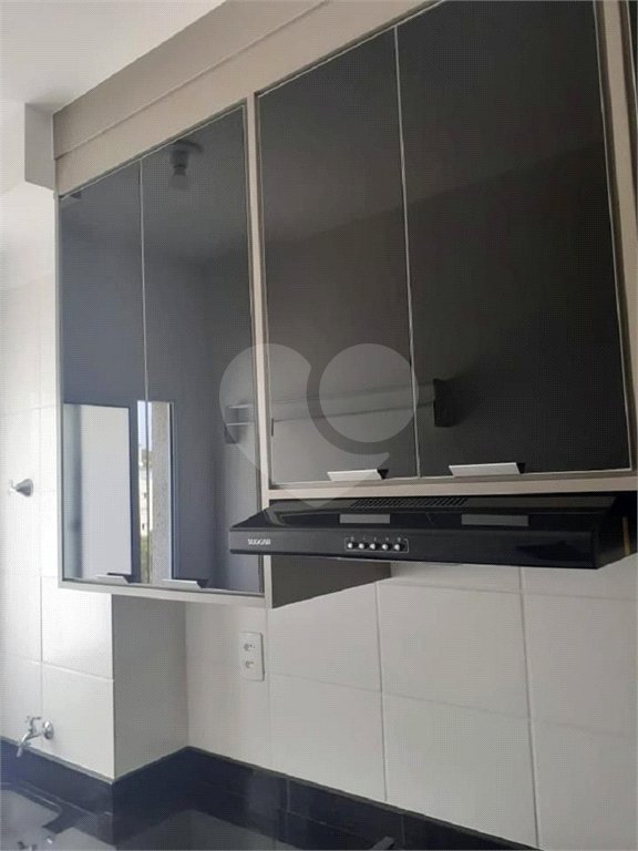 Apartamento no Condomínio Parque dos Manacás.