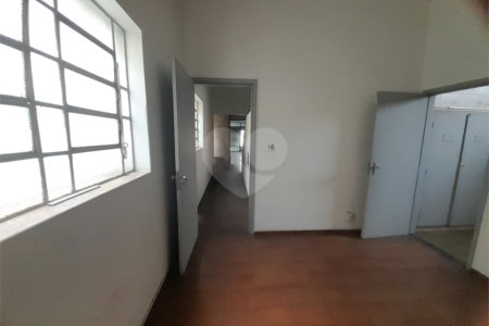 Prédio Comercial na Av. São Carlos - Excelente Oportunidade no Centro da Cidade