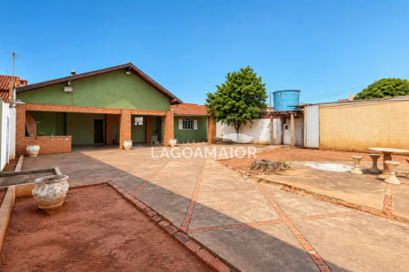 Casa à venda com 4 quartos em Vila Nova, Três Lagoas - MS