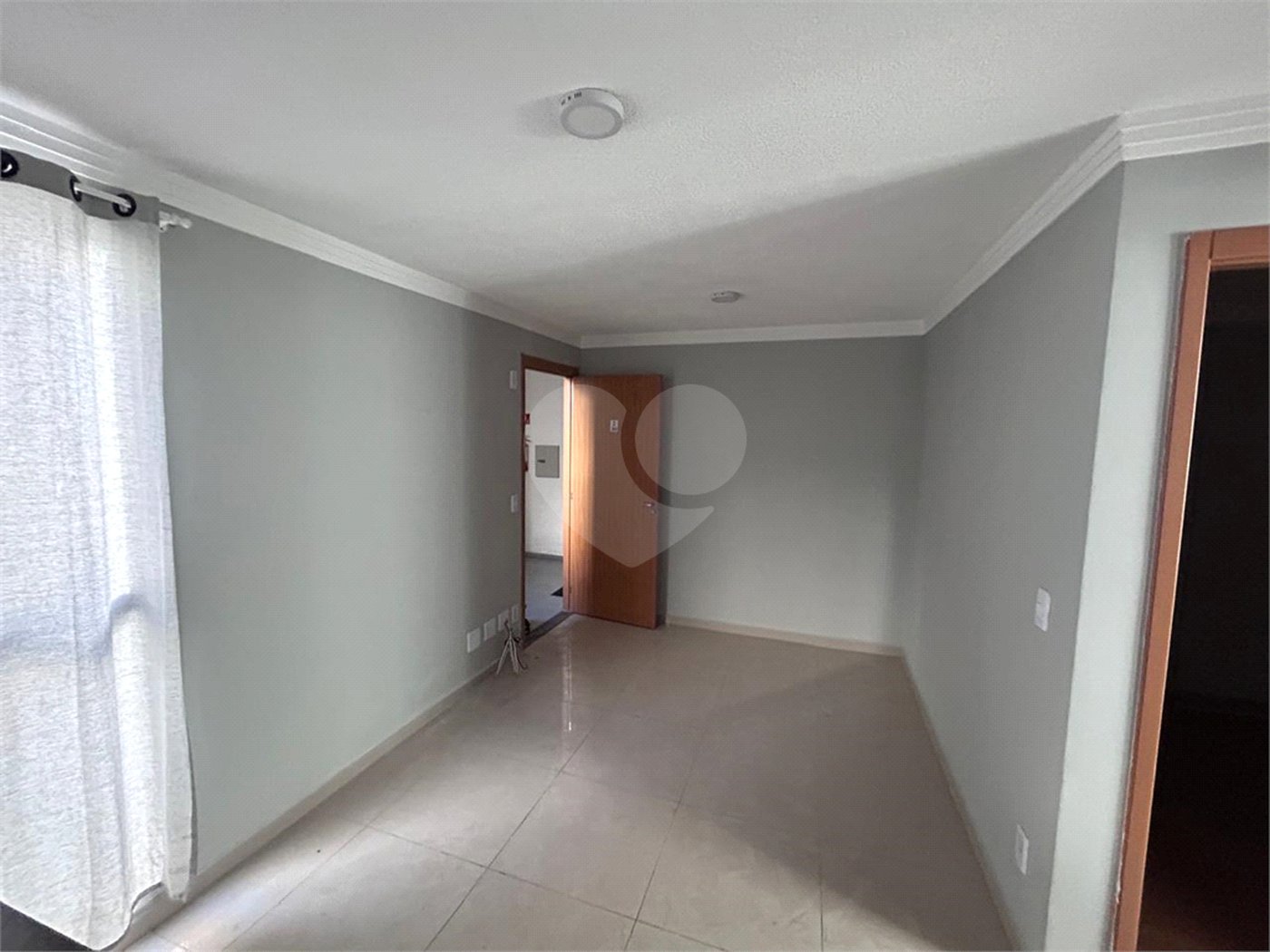 Apartamento no Monte D'oro á venda.
